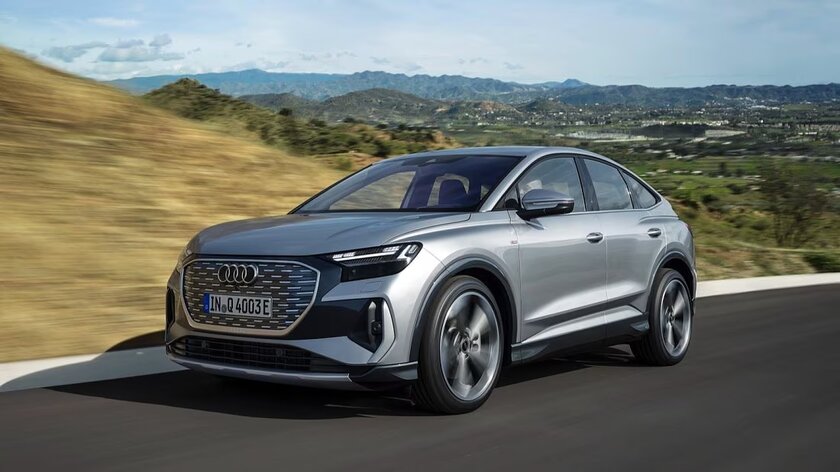 Audi представила обновлённый кроссовер Q4 55 e-tron: с быстрой зарядкой и разгоном до сотни за 5 секунд