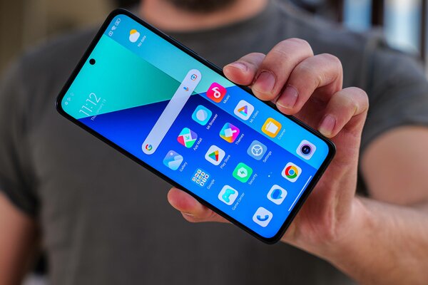 Рейтинг лучших смартфонов до 20 000 рублей: какой купить в мае 2024 — 1. Xiaomi Redmi Note 13 4G (8/128 ГБ) — цена/качество. 1