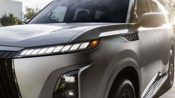 Представлен Infiniti QX80 2025: больше мощности, больше технологий и выше ценник