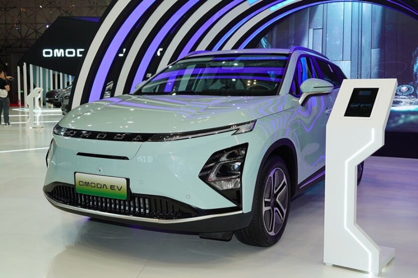 В России появится кроссовер Omoda E5: его называют конкурентом «Москвича 3»