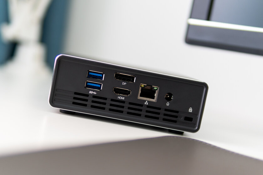 Этот недорогой ПК помещается на ладони: обзор DIGMA PRO Minimax U1 — самое то для офисной работы