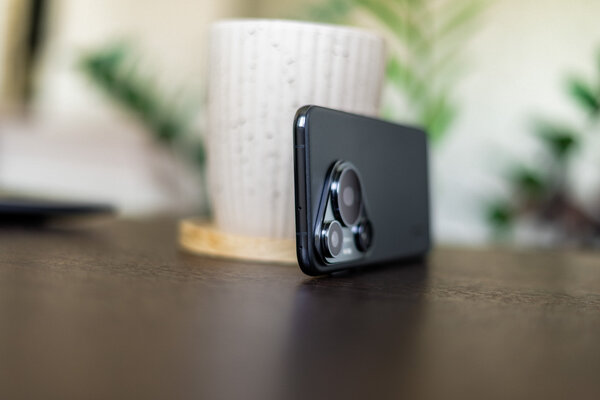 Обзор Huawei Pura 70 Pro: новая глава в истории фотофлагманов — Дизайн. 8