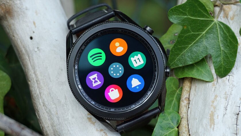 Samsung прекращает поддержку умных часов на Tizen OS и заблокирует загрузку из Galaxy Store