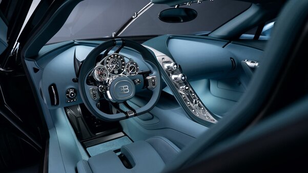 Прощай, культовый W16. Bugatti Tourbillon с двигателем V16 открывает новую эпоху