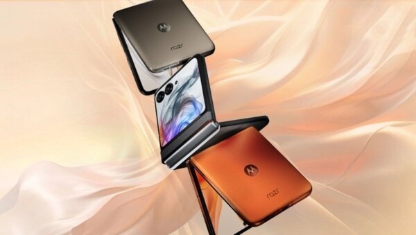 Представлен Moto Razr 50: смартфон, который не боится воды