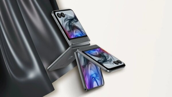 Представлен Moto Razr 50: смартфон, который не боится воды