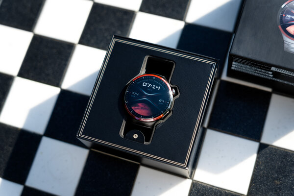 Титан делает лучше любые часы — смотрите сами. Обзор HUAWEI WATCH 4 Pro в космическом дизайне