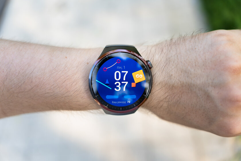 Титан делает лучше любые часы — смотрите сами. Обзор HUAWEI WATCH 4 Pro в космическом дизайне