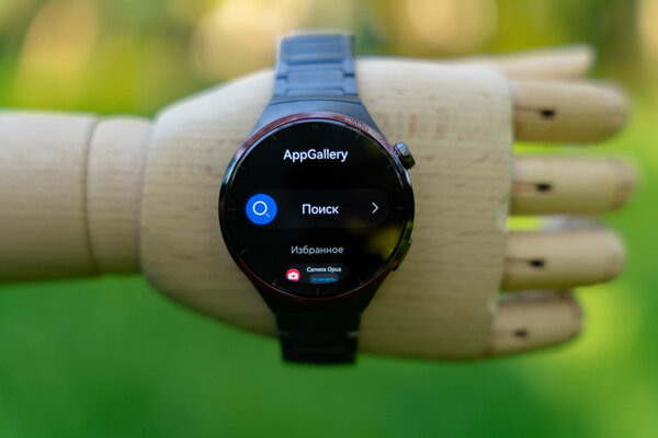 Титан делает лучше любые часы — смотрите сами. Обзор HUAWEI WATCH 4 Pro в космическом дизайне