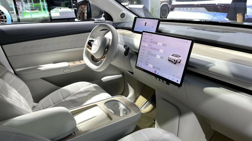 EXLANTIX расширит линейку автомобилей на российском рынке: к релизу готовится городской кроссовер