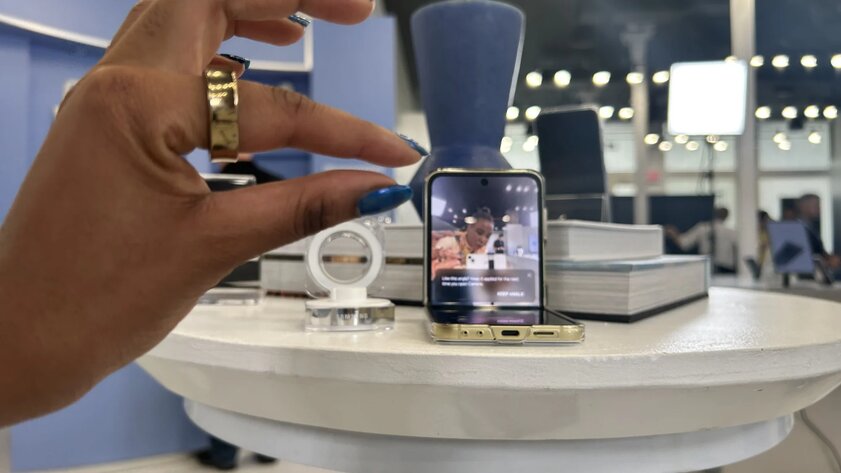 Обзор умного кольца Samsung Galaxy Ring: ради него готова отказаться от смарт-часов — Жест «двойного щипка». 1