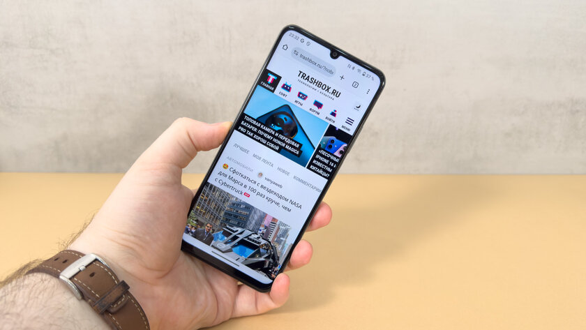 Идеальный смартфон до 10 000 рублей? Обзор realme C61 — Дисплей. 1