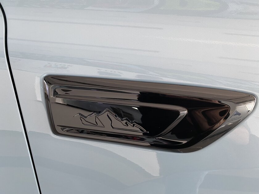 За свои деньги этого автомобиля много, очень много. Знакомлюсь с BAIC BJ60
