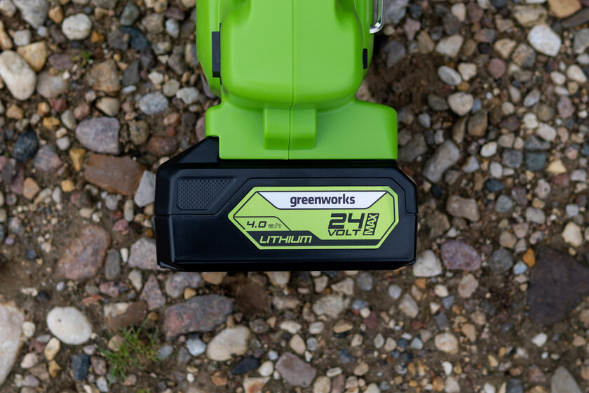 Обзор Greenworks G24JACK: меняем колёса быстро и без усилий с гидравлическим домкратом — Внешний вид. 8