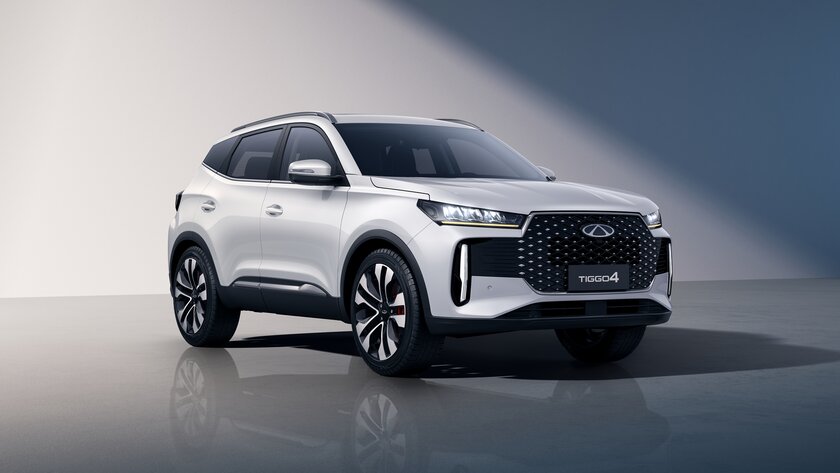 Chery скоро представит в России совершенно новый Tiggo 4. Что о нём известно
