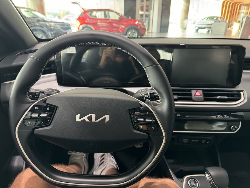 Не перепутайте: это «мексиканец», не Rio и не «китаец». Обзор KIA K3 — седан с задатками лифтбека