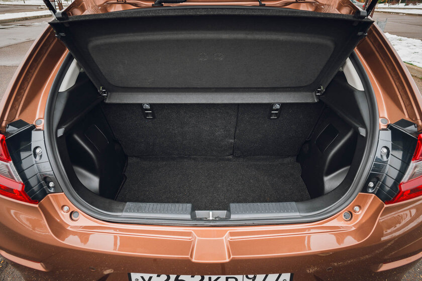 Простота и понятность. Обзор Suzuki Baleno