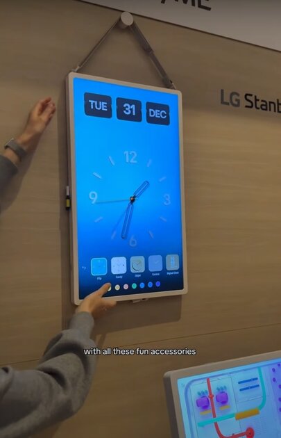 На CES 2025 показали телевизор LG StanbyME 2: у него встроенная батарея и ремни для переноски