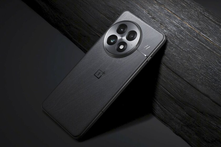 Редкий случай, когда без переплаты за бренд. Обзор OnePlus 13 — в этот раз хорош — Дизайн. 4