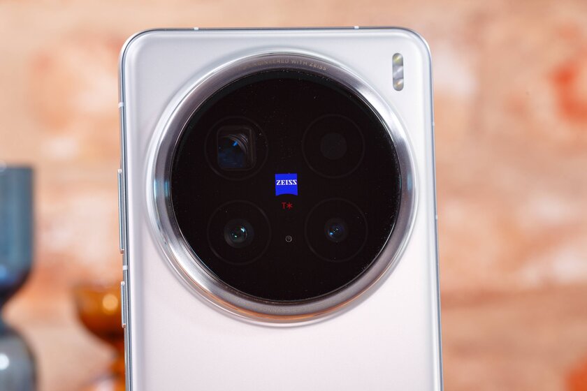 Обзор глобального Vivo X200 Pro (и сравнение с китайским): конкурентам нечем крыть — Отзыв. 2