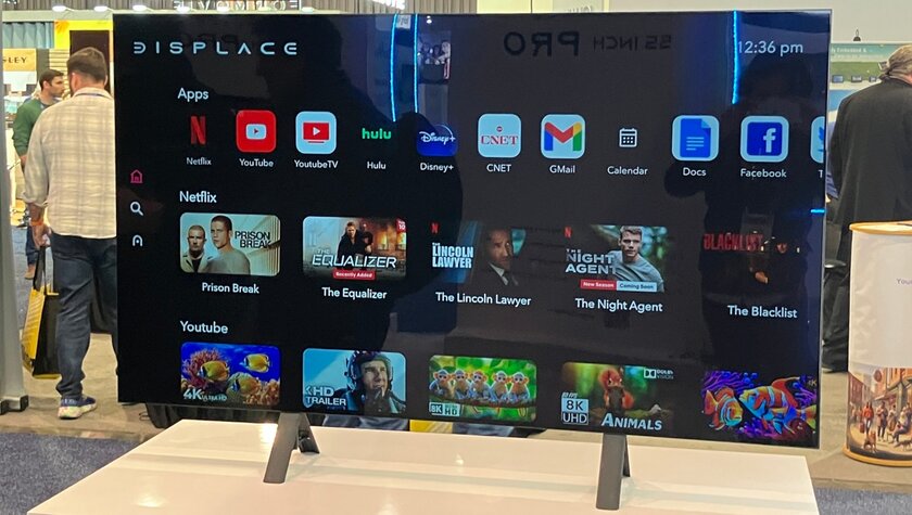 Представлен беспроводной телевизор Displace TV: он оснащен присосками и катается по стене