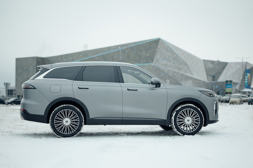 Самое главное в жизни — это семья. Обзор Chery Tiggo 9, он точно откусит часть рынка — Знакомство. 4