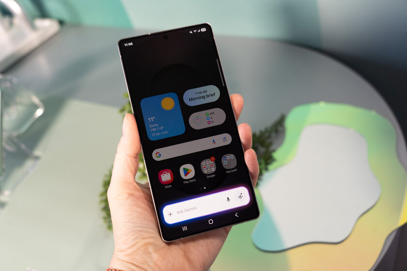 Galaxy AI, флагманские смартфоны и свежий дизайн: что Samsung показала на презентации