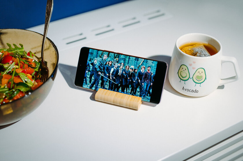 Не боится падений, морозов и суровых испытаний: 5 фишек HONOR X9c, которые зайдут россиянам
