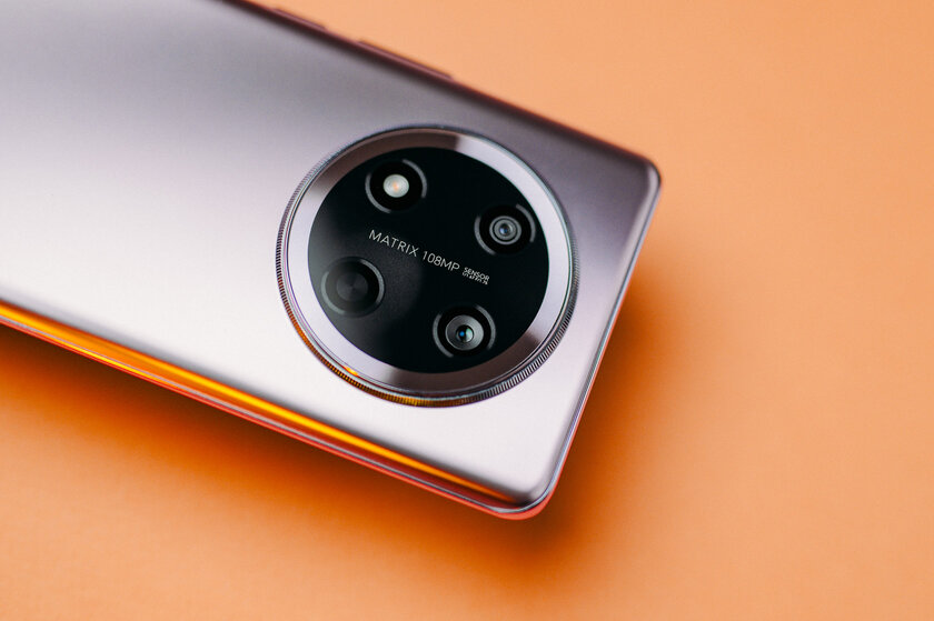 Не боится падений, морозов и суровых испытаний: 5 фишек HONOR X9c, которые зайдут россиянам