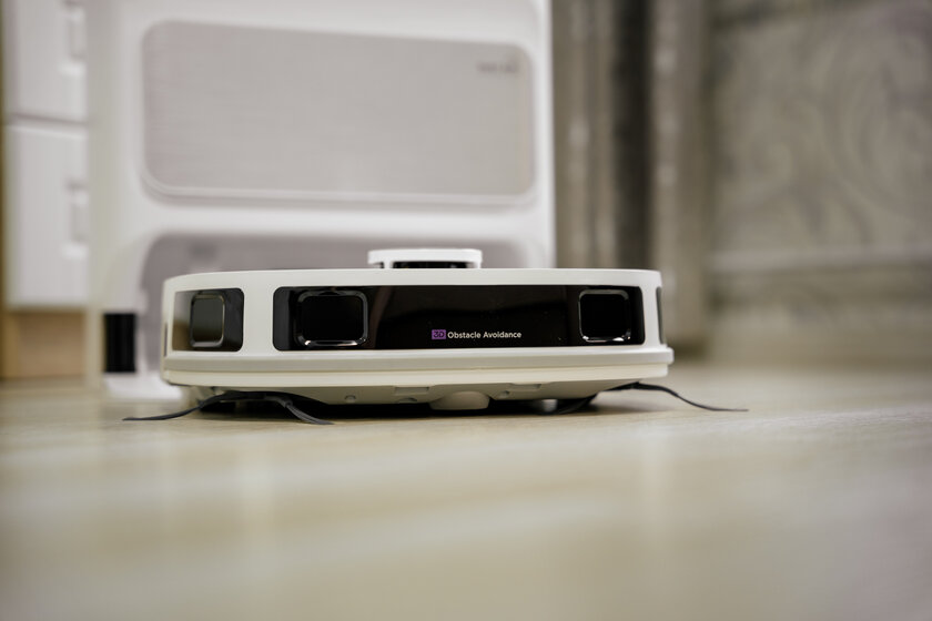 Почему все так не делают? Обзор квадратного робота-пылесоса Midea VCR V12 WH с самоочисткой — Процесс работы. 2