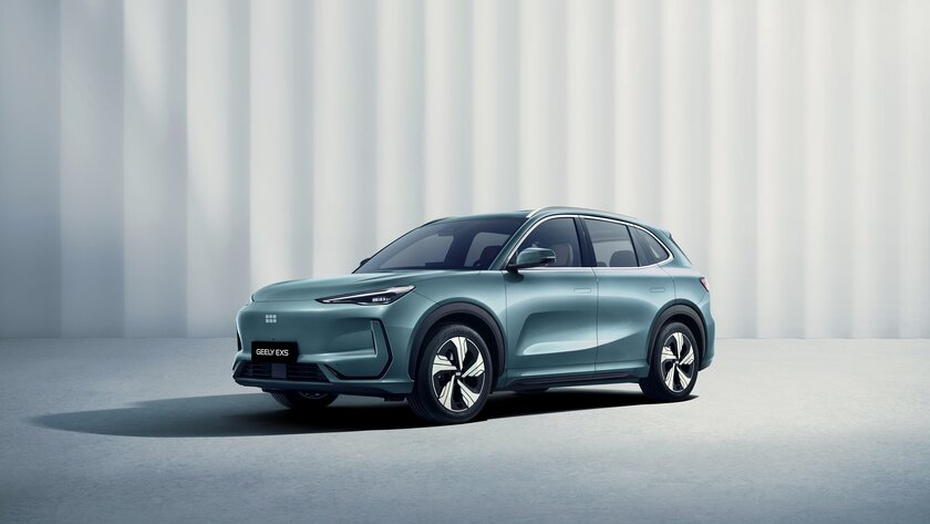 Стали известны комплектации кроссовера Geely EX5 для России. «Зимний» пакет уже в базе