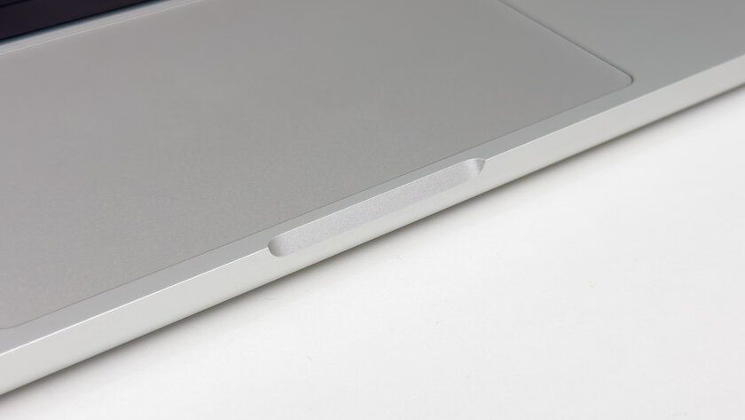 Когда выбираешь лучшее. Сравнение Apple MacBook Pro M1 Max и M4 Max в играх и программах — Дисплей. 2