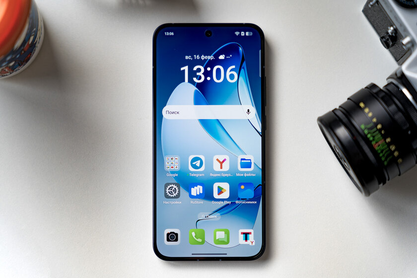 Дизайн — революция или приближение к идеям конкурентов? Обзор OPPO Reno 13 5G — Экран. 1