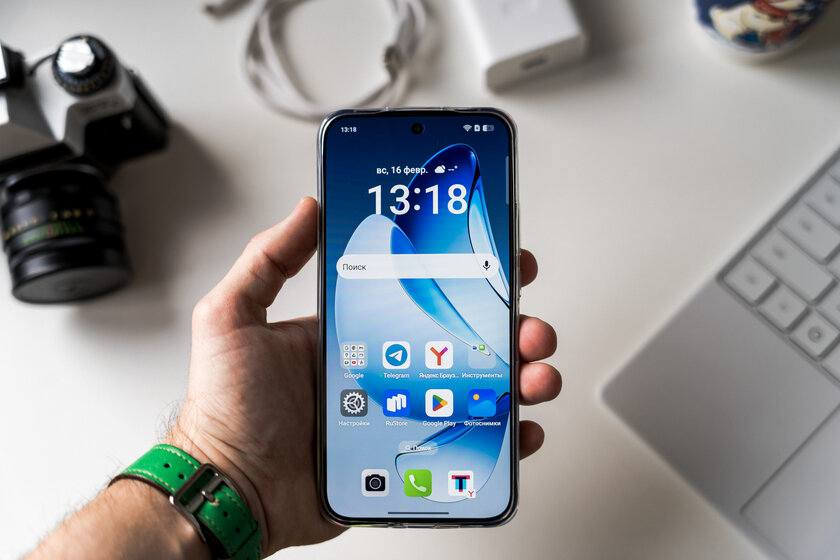 Дизайн — революция или приближение к идеям конкурентов? Обзор OPPO Reno 13 5G — Внешний вид. 3
