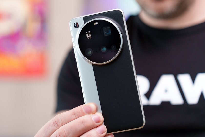 Это лучший смартфон Xiaomi за всю её историю. Тестирую Xiaomi 15 Ultra — Дизайн. 3