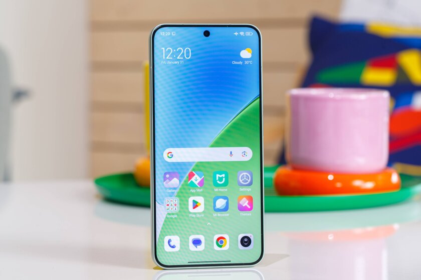 Обзор Xiaomi 15: самый маленький и дешёвый среди флагманов, но внутри это монстр — Дизайн. 2