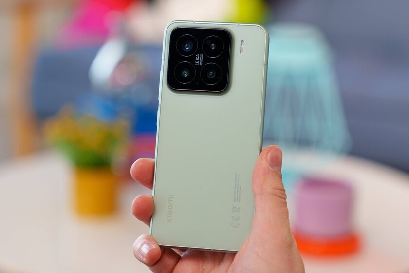Обзор Xiaomi 15: самый маленький и дешёвый среди флагманов, но внутри это монстр — Отзыв. 1
