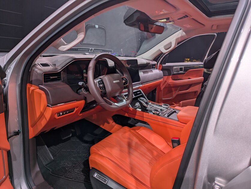 В России представили новые пикапы Foton Tunland V7 и Tunland V9: больше комфорта, богаче оснащение