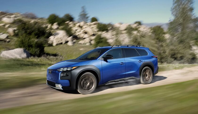 Subaru обновила облик Solterra и представила электрический кроссовер Trailseeker