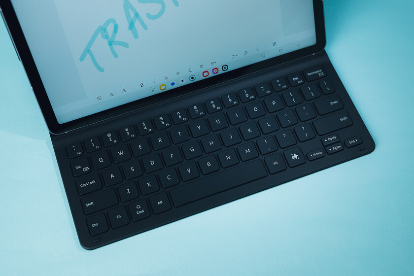 Недорогой планшет с ИИ, стилусом и шикарным дисплеем: обзор Samsung Galaxy Tab S10 FE