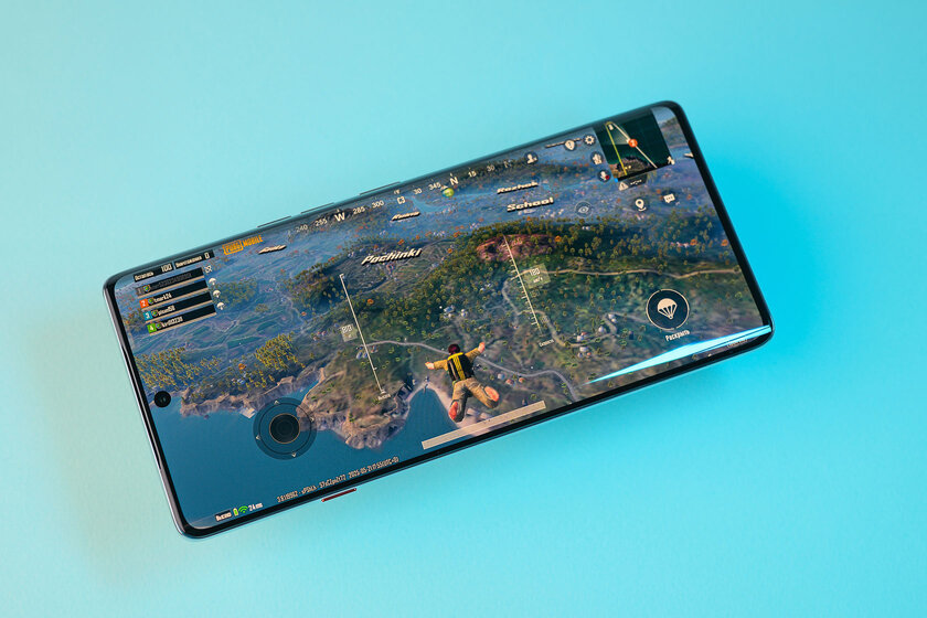 Недорогой смартфон с ИИ, модным корпусом и 144 Гц: обзор TECNO CAMON 40 Pro 5G