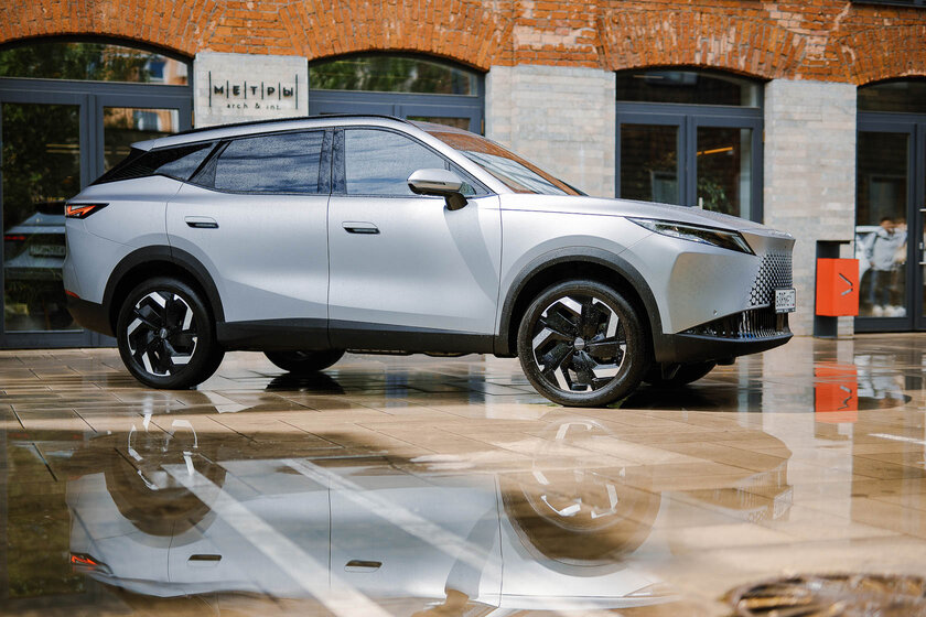 Поездил на новейшей Omoda C7: «инопланетный» дизайн завоёвывает даже скептиков китайского автопрома — В путь. 1