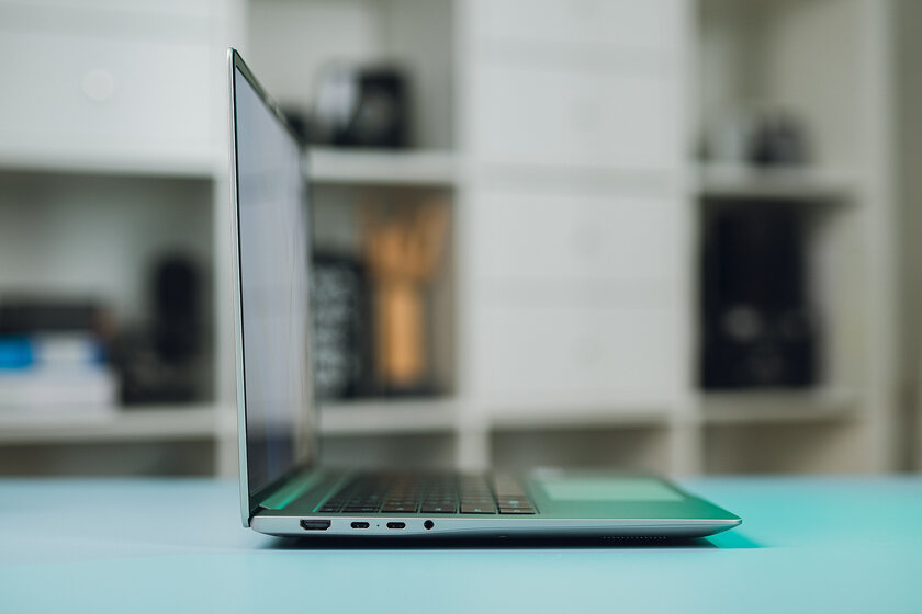 Таким должен быть Windows-ноутбук: обзор HONOR MagicBook Pro 14 с Intel Core Ultra 9 и ёмкой батареей — Автономность и зарядка. 1
