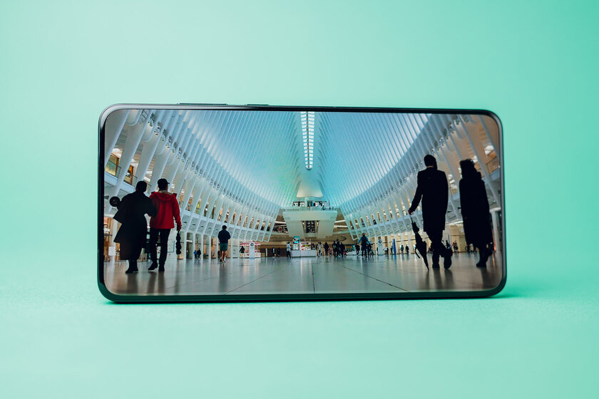 Зачем зеркалка, если в карман помещается этот монстр? Обзор камерофона vivo X200 Ultra