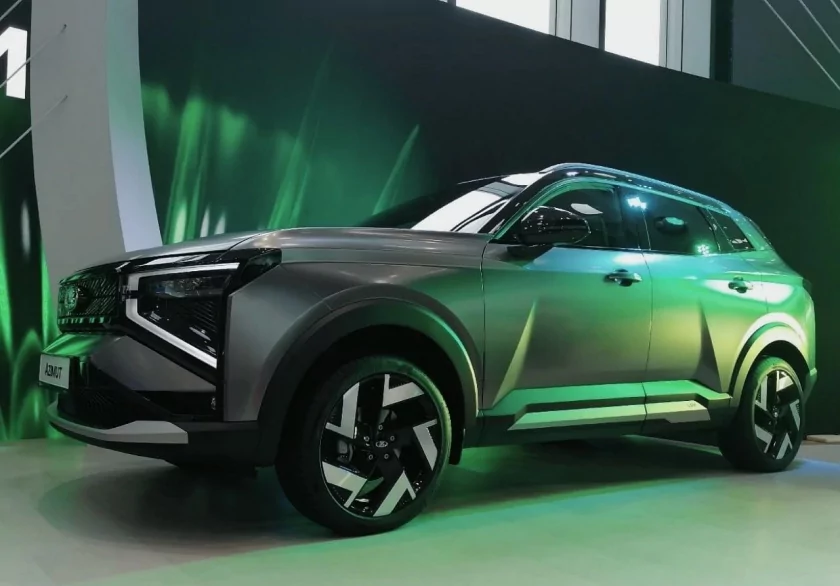 Так выглядит кроссовер LADA Azimut в цвете «Булат» (фото внутри)
