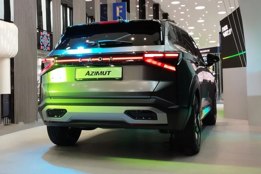 Так выглядит кроссовер LADA Azimut в цвете «Булат» (фото внутри)