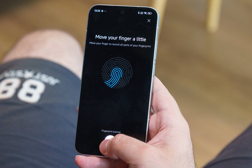 Обзор POCO F7: этим смартфоном POCO обставила саму Xiaomi — да, такое возможно — Дизайн. 6