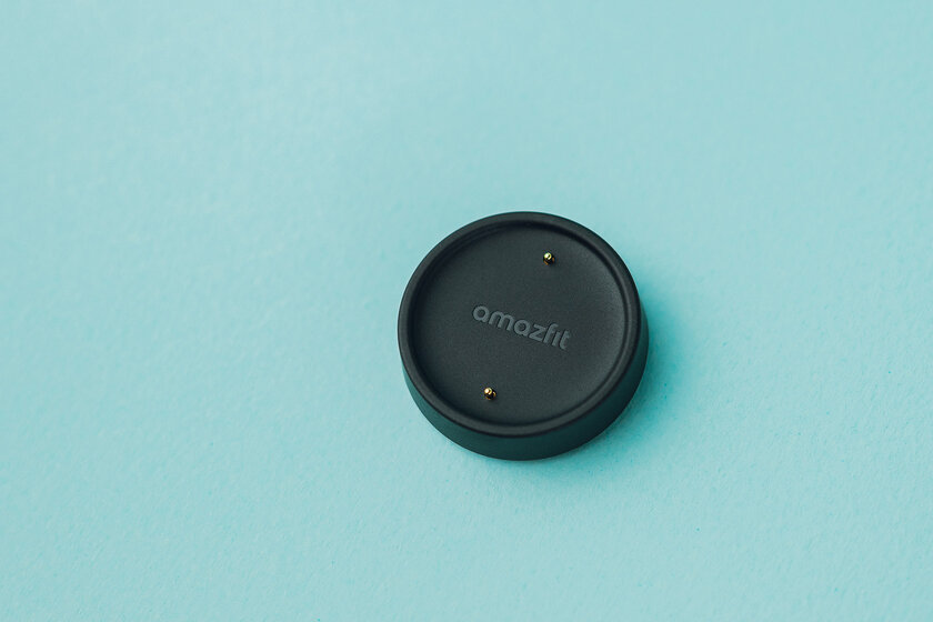 Есть и круглые, и квадратные — все работают долго! Обзор Amazfit Active 2 Premium и Active 2 (Square) — Комплект поставки. 1