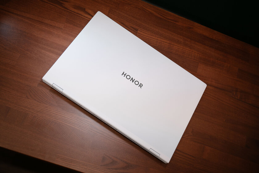 165 Гц, RTX 5060 и топовый процессор: обзор HONOR MagicBook Pro 16 HUNTER 2025