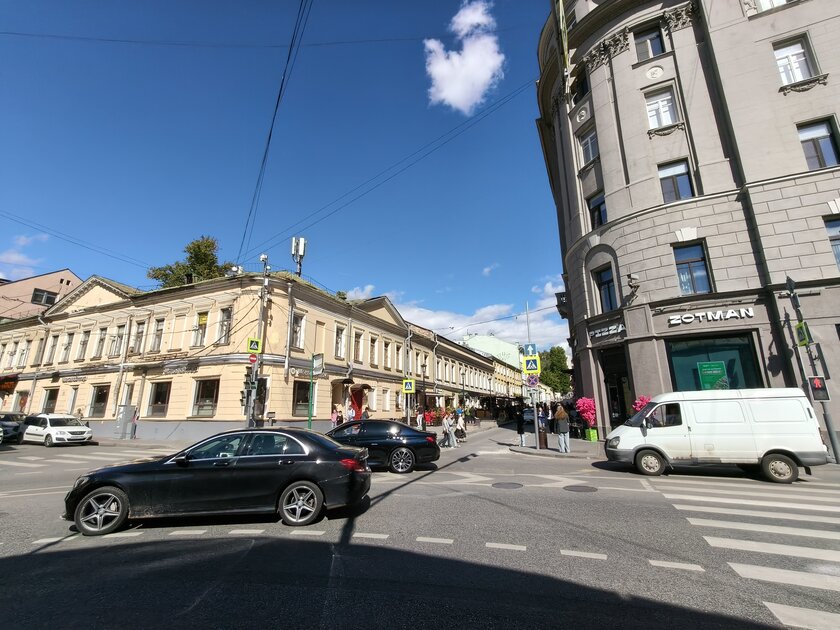 Недорогой смартфон с ёмкой батареей, мощным чипом и богатым набором ИИ: обзор OPPO Reno14 5G — Качество снимков. 17